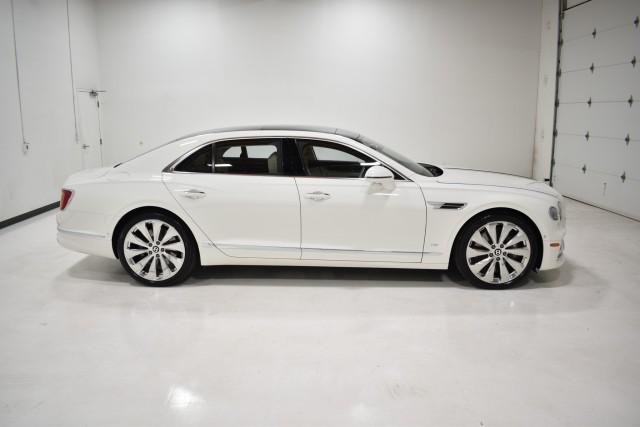 2022 Bentley Flying Spur V8