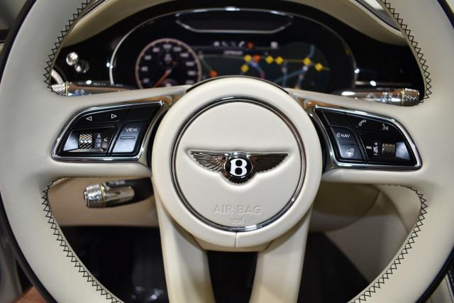 2022 Bentley Flying Spur V8