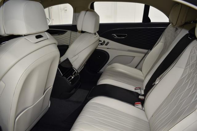 2022 Bentley Flying Spur V8