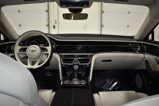 2022 Bentley Flying Spur V8