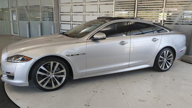 2018 Jaguar XJ XJ R-Sport