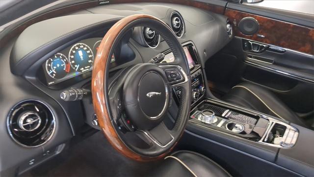 2018 Jaguar XJ XJ R-Sport