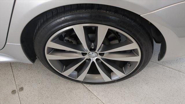 2018 Jaguar XJ XJ R-Sport