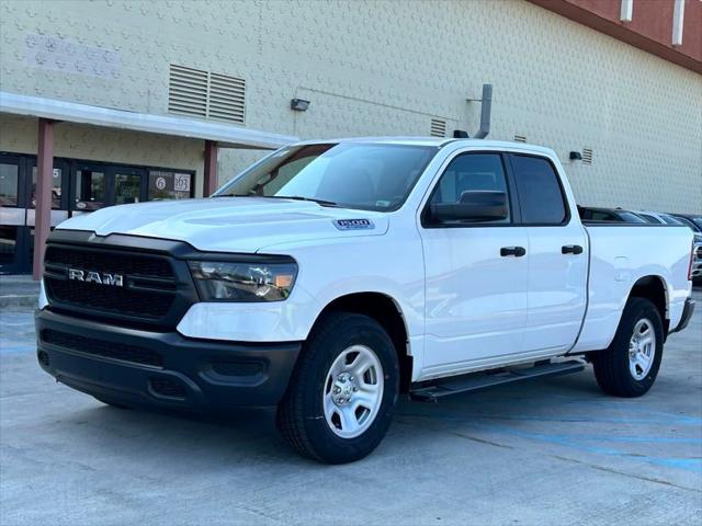 2024 RAM Ram 1500 RAM 1500 TRADESMAN QUAD CAB 4X4 64 BOX