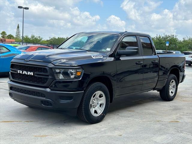 2024 RAM Ram 1500 RAM 1500 TRADESMAN QUAD CAB 4X4 64 BOX