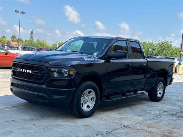 2024 RAM Ram 1500 RAM 1500 TRADESMAN QUAD CAB 4X4 64 BOX