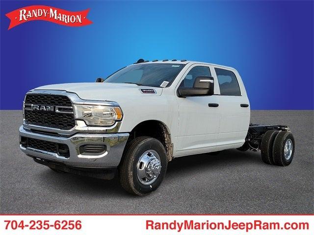 2024 RAM Ram 3500 Chassis Cab RAM 3500 TRADESMAN CREW CAB CHASSIS 4X4 60 CA