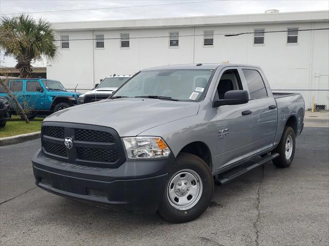 2023 RAM Ram 1500 Classic RAM 1500 CLASSIC TRADESMAN CREW CAB 4X4 57 BOX