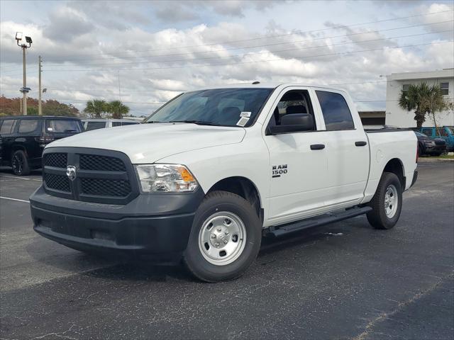 2023 RAM Ram 1500 Classic RAM 1500 CLASSIC TRADESMAN CREW CAB 4X4 57 BOX