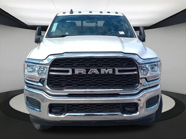 2024 RAM Ram 2500 RAM 2500 TRADESMAN CREW CAB 4X4 8 BOX