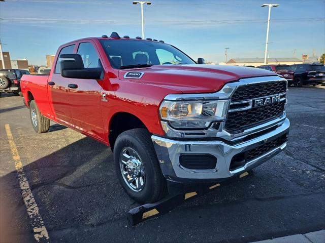 2024 RAM Ram 3500 RAM 3500 TRADESMAN CREW CAB 4X4 8 BOX