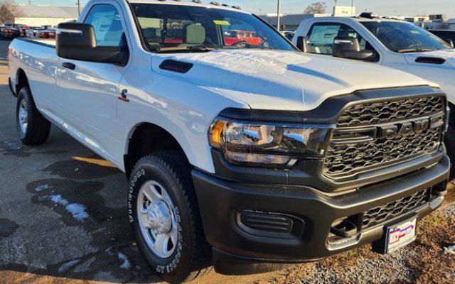 2024 RAM Ram 3500 RAM 3500 TRADESMAN REGULAR CAB 4X4 8 BOX