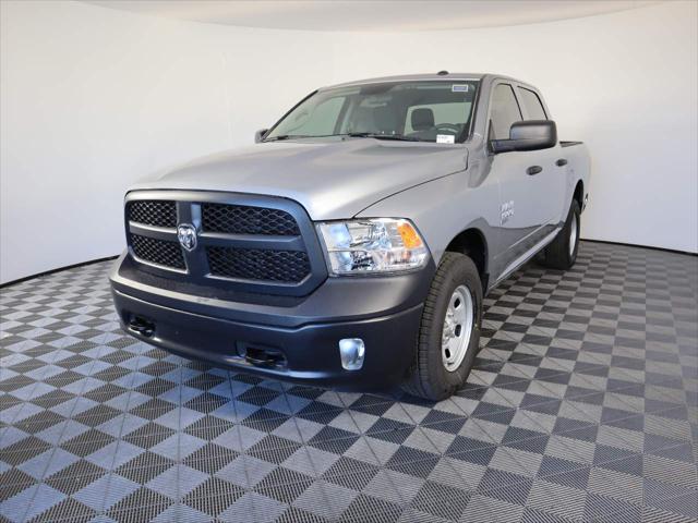 2023 RAM Ram 1500 Classic RAM 1500 CLASSIC TRADESMAN CREW CAB 4X4 57 BOX