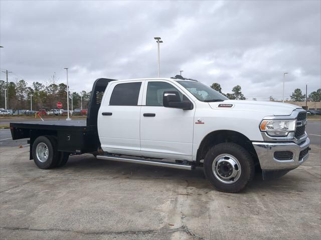 2024 RAM Ram 3500 Chassis Cab RAM 3500 TRADESMAN CREW CAB CHASSIS 4X2 60 CA