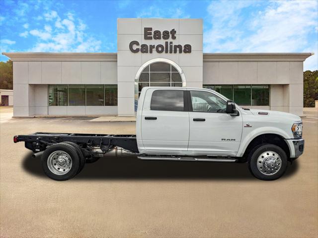 2024 RAM Ram 4500 Chassis Cab RAM 4500 SLT CHASSIS CREW CAB 4X4 60 CA