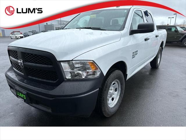 2023 RAM Ram 1500 Classic RAM 1500 CLASSIC TRADESMAN CREW CAB 4X4 57 BOX