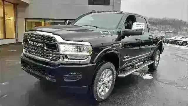 2024 RAM Ram 2500 RAM 2500 LIMITED CREW CAB 4X4 64 BOX