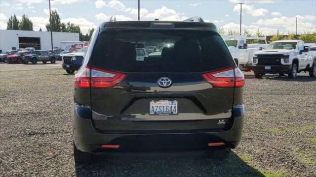2016 Toyota Sienna LE 7 Passenger