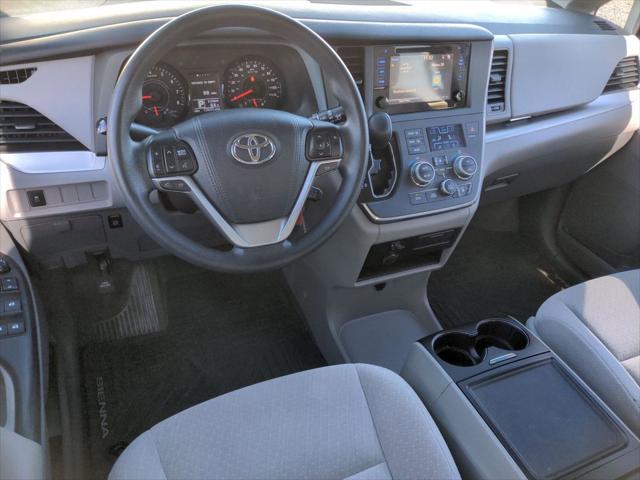 2016 Toyota Sienna LE 7 Passenger