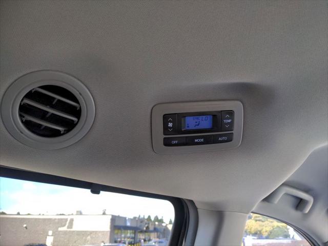 2016 Toyota Sienna LE 7 Passenger
