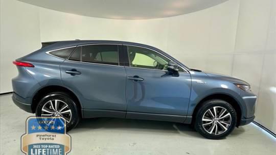 2021 Toyota Venza LE