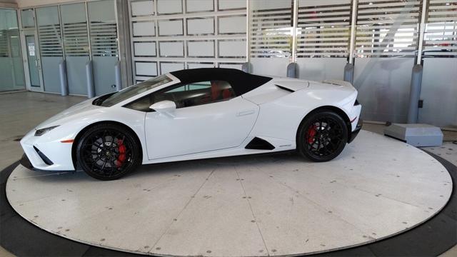 2022 Lamborghini Huracan Evo Spyder RWD