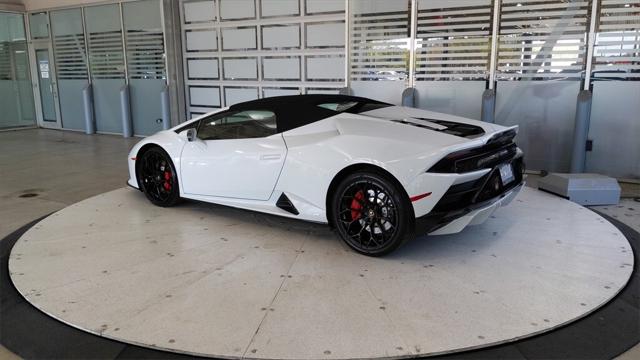 2022 Lamborghini Huracan Evo Spyder RWD
