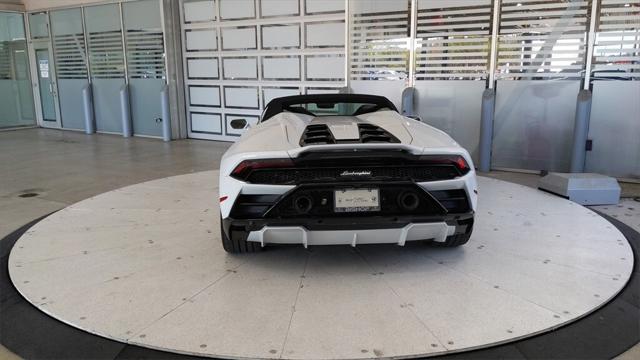 2022 Lamborghini Huracan Evo Spyder RWD