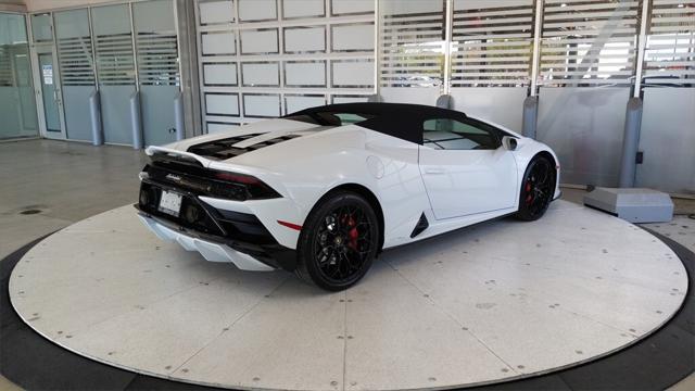 2022 Lamborghini Huracan Evo Spyder RWD