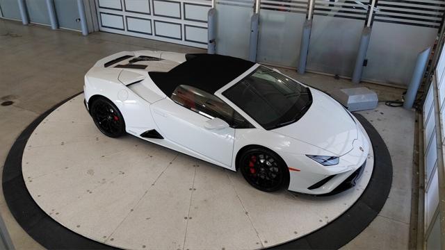2022 Lamborghini Huracan Evo Spyder RWD