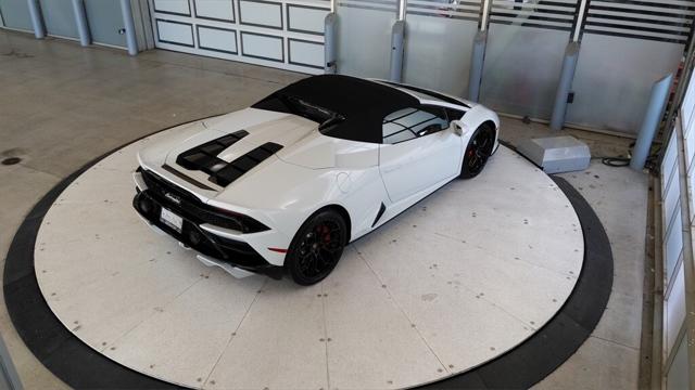 2022 Lamborghini Huracan Evo Spyder RWD