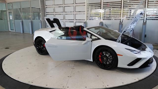 2022 Lamborghini Huracan Evo Spyder RWD