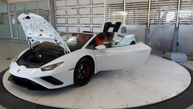 2022 Lamborghini Huracan Evo Spyder RWD
