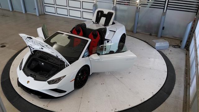 2022 Lamborghini Huracan Evo Spyder RWD