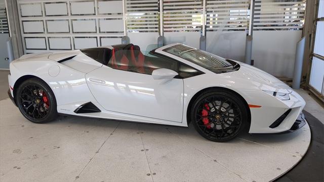 2022 Lamborghini Huracan Evo Spyder RWD