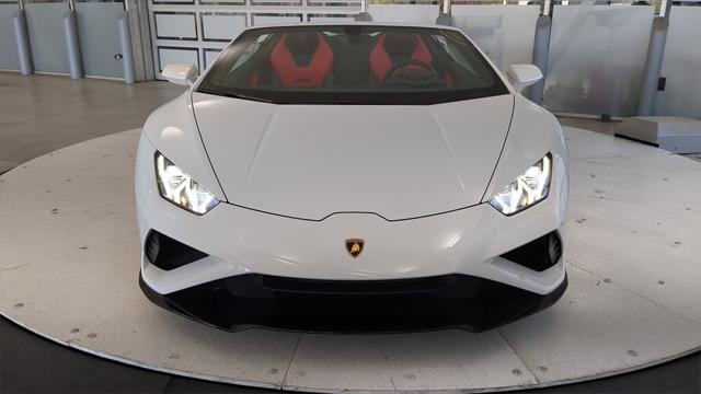 2022 Lamborghini Huracan Evo Spyder RWD