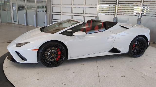 2022 Lamborghini Huracan Evo Spyder RWD