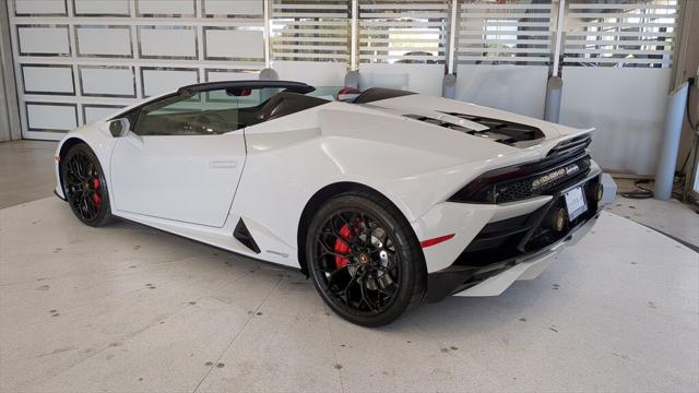 2022 Lamborghini Huracan Evo Spyder RWD