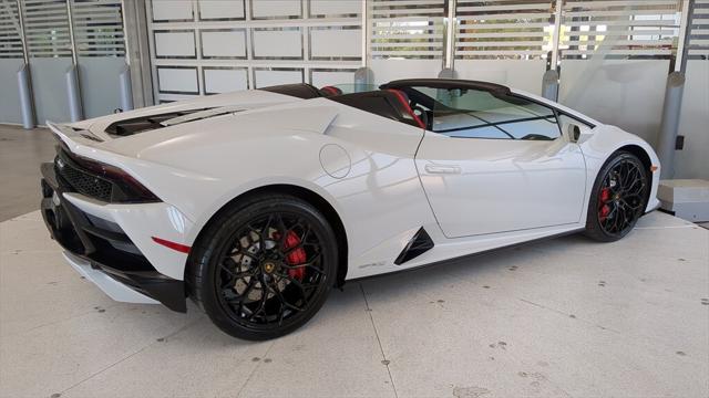 2022 Lamborghini Huracan Evo Spyder RWD