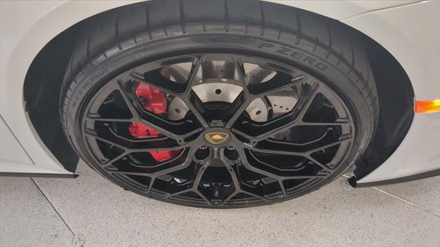 2022 Lamborghini Huracan Evo Spyder RWD