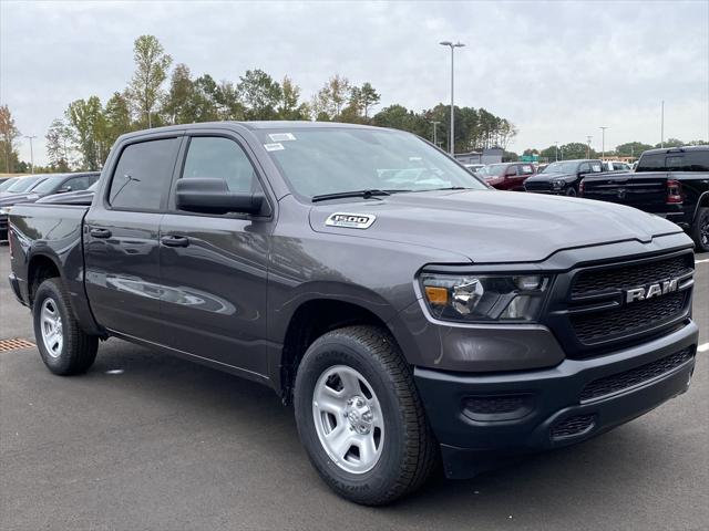 2024 RAM Ram 1500 RAM 1500 TRADESMAN CREW CAB 4X4 57 BOX