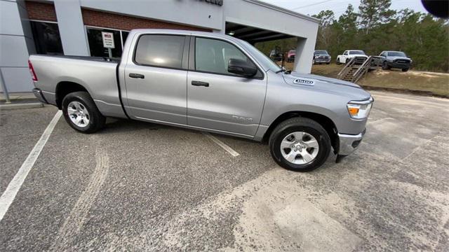 2024 RAM Ram 1500 RAM 1500 BIG HORN CREW CAB 4X4 64 BOX