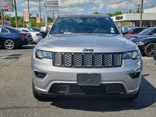 2021 Jeep Grand Cherokee Laredo X 4x4