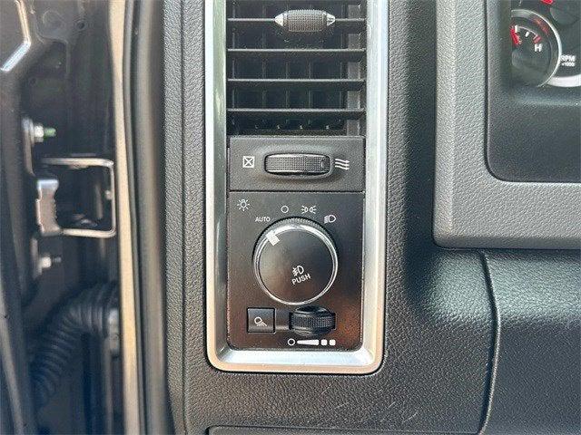 2019 RAM 1500 Classic Big Horn Crew Cab 4x4 57 Box