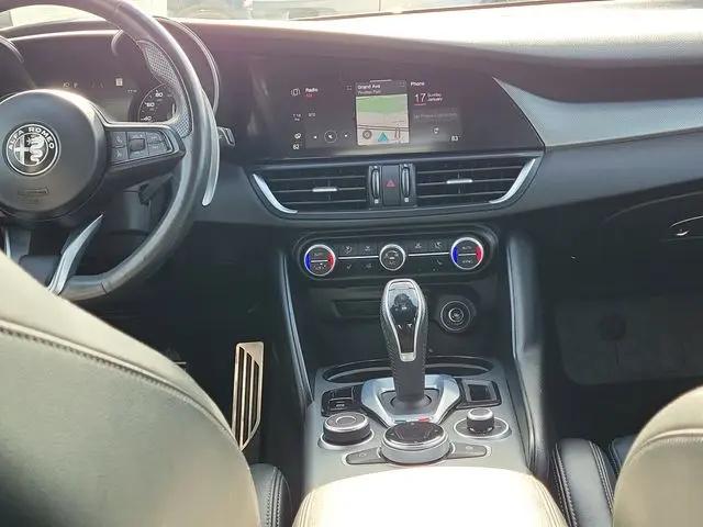 2022 Alfa Romeo Giulia Veloce Ti RWD