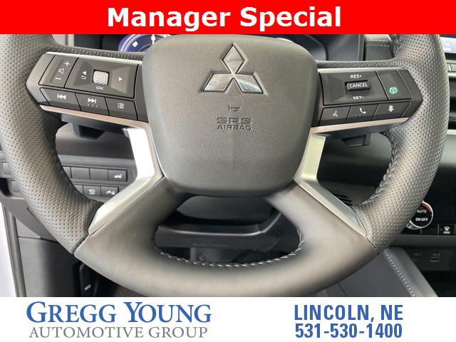 2023 Mitsubishi Outlander PHEV SE S-AWC