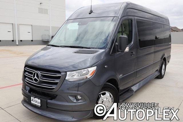 Used mercedes sprinter high 2024 roof