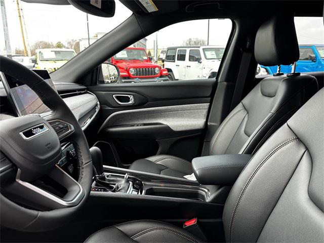 2024 Jeep Compass Altitude