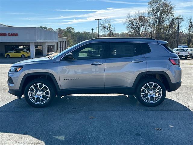 2024 Jeep Compass Altitude