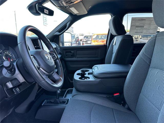 2024 Ram 2500 Tradesman Crew Cab 4x4 6'4" Box